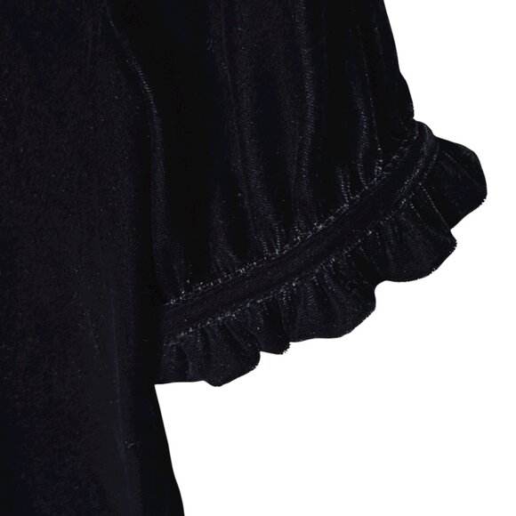 Gap Size XS Velveteen Top Ruffle Neckline Sleeve cuffs Keyhole Back Whimsigoth - Picture 10 of 16